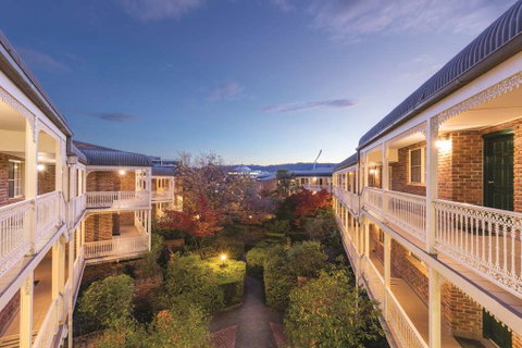 Adina Serviced Apts Canberra Kingston - Sydney Tourism 2