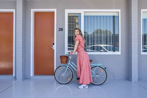 HotelMOTEL - Sydney Tourism 1