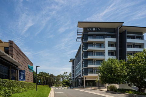 Rydges Campbelltown - Sydney Tourism 1