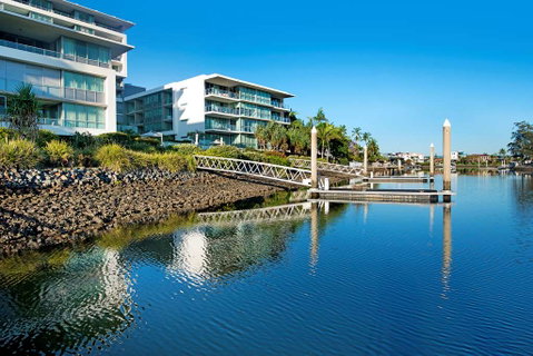 ULTIQA Freshwater Point Resort - Sydney Tourism 0