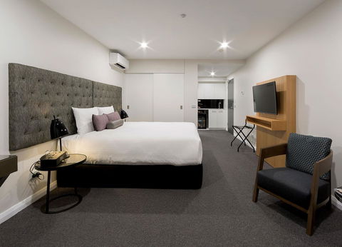 Avenue Hotel Canberra - Sydney Tourism 3