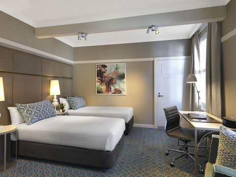Hotel Kurrajong Canberra - Sydney Tourism 21