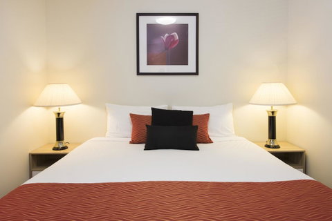 Soldiers Motel - Sydney Tourism 10
