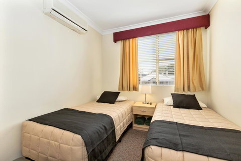 Soldiers Motel - Sydney Tourism 28