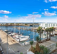 Port Adelaide Executive Waterfront Apartment - Sydney Tourism