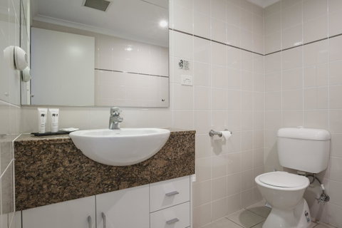 Marina Hotel - Sydney Tourism 13