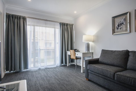 Marina Hotel - Sydney Tourism 3