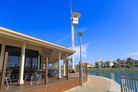 Marina Hotel - Sydney Tourism 36
