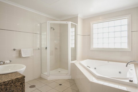 Marina Hotel - Sydney Tourism 2