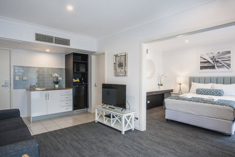 Marina Hotel - Sydney Tourism 26