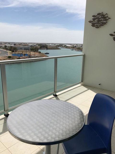 Ocean View Luxury Apartment & Suite - Sydney Tourism 6