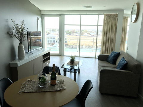 Ocean View Luxury Apartment & Suite - Sydney Tourism 43