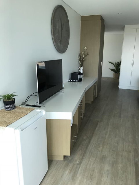 Ocean View Luxury Apartment & Suite - Sydney Tourism 31