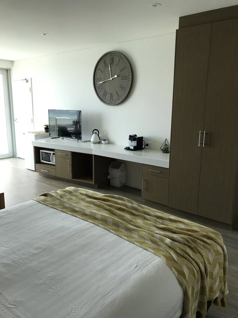 Ocean View Luxury Apartment & Suite - Sydney Tourism 14