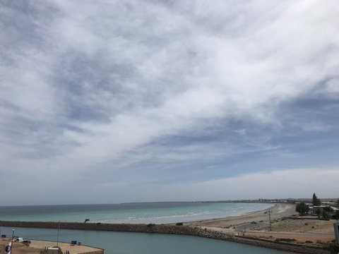 Ocean View Luxury Apartment & Suite - Sydney Tourism 8