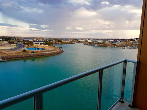 Ocean View Luxury Apartment & Suite - Sydney Tourism 34