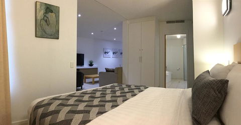 Wallaroo Marina Waterfront Luxe Apartment - Sydney Tourism 12