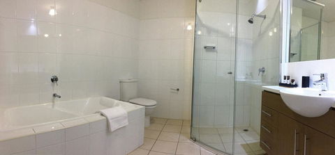 Wallaroo Marina Waterfront Luxe Apartment - Sydney Tourism 17