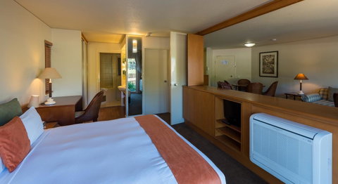 Pacific Bay Resort - Sydney Tourism 31