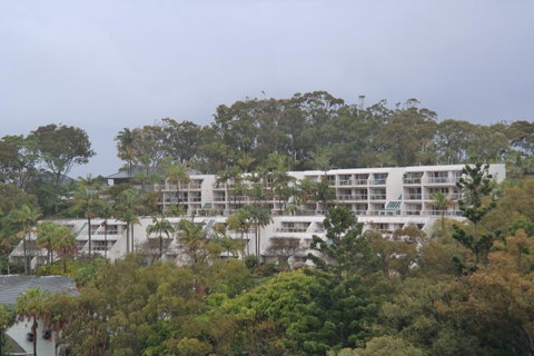 Pacific Bay Resort - Sydney Tourism 27