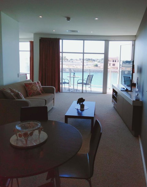 Wallaroo Marina Executive Apartments - Sydney Tourism 5