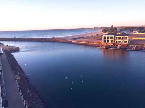 Wallaroo Marina Luxury Apartment - Sydney Tourism 25