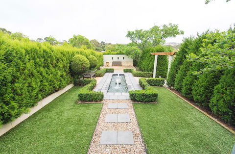 S T U D I O 22 Peaceful Retreat With Garden Views - Sydney Tourism 0