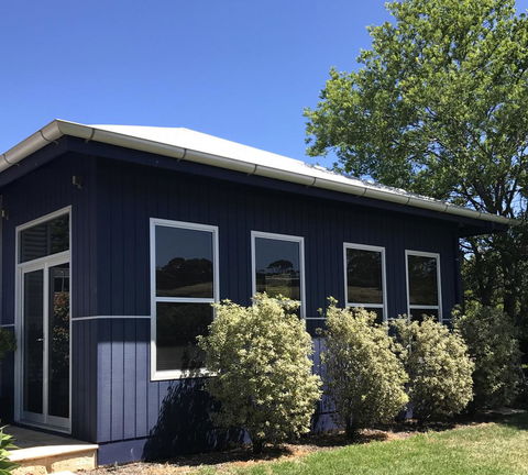 S T U D I O 22 Peaceful Retreat With Garden Views - Sydney Tourism 15
