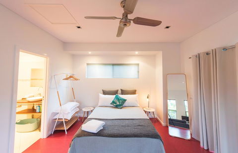 S T U D I O 22 Peaceful Retreat With Garden Views - Sydney Tourism 3