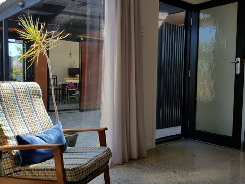 Sinclair Eco House - Sydney Tourism 27