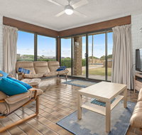 Sun  Surf Aldinga Beach Apartment - Sydney Tourism