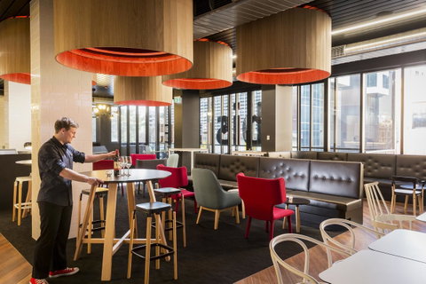 Ibis Adelaide - Sydney Tourism 21