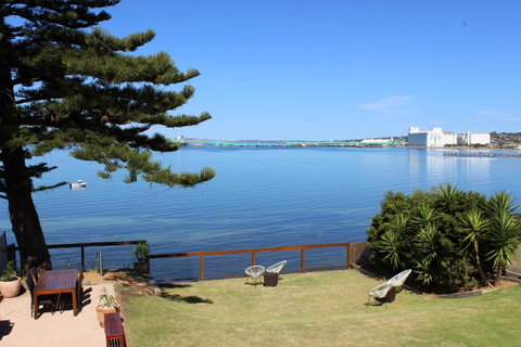 Bay 10 - Suites And Apartments - Sydney Tourism 0