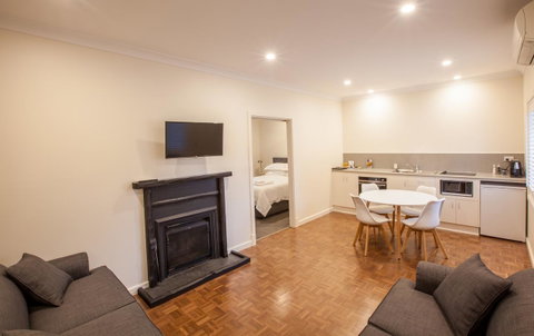 The Mill Apartments Clare Valley - Sydney Tourism 4
