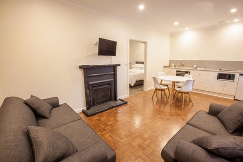 The Mill Apartments Clare Valley - Sydney Tourism 6