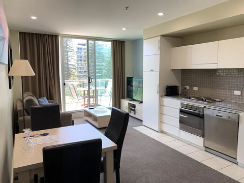 Luxury Beachside Accomodation - Sydney Tourism 1