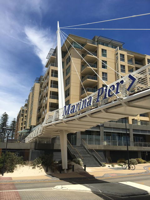Glenelg Beach Studio - Sydney Tourism 1