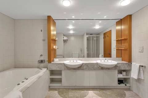 Stamford Plaza Adelaide - Sydney Tourism 20