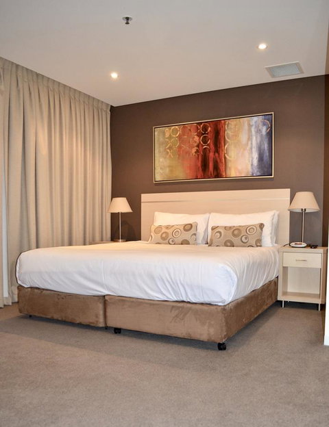APTonNorthTCE - Sydney Tourism 12