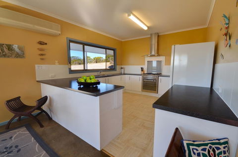 Kestrel Downs - Sydney Tourism 7