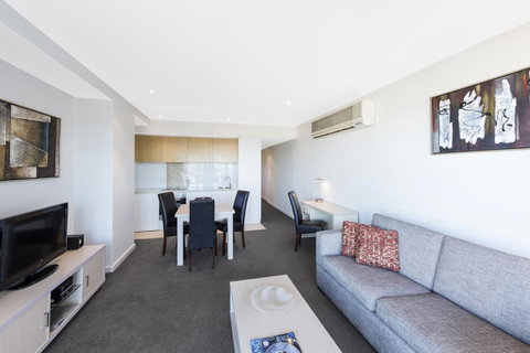 IStay Precinct Adelaide - Sydney Tourism 21
