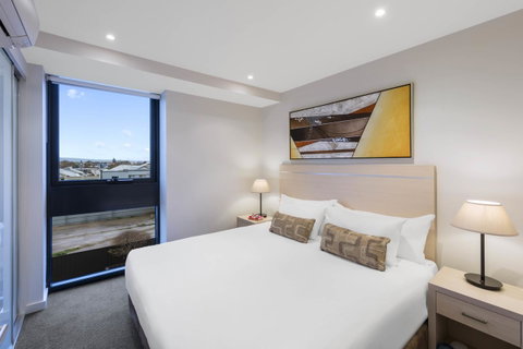 IStay Precinct Adelaide - Sydney Tourism 1