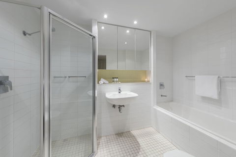 Oaks Glenelg Liberty Suites - Sydney Tourism 28