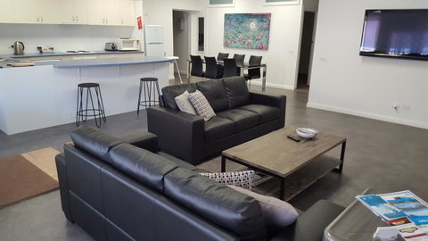 Aart Apartments - Sydney Tourism 7