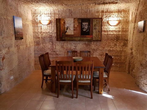 Zen Underground B&B - Sydney Tourism 18