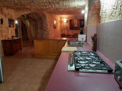 Zen Underground B&B - Sydney Tourism 16