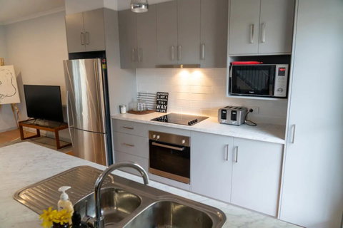 Gawler Townhouse 3 Bedroom - Sydney Tourism 2