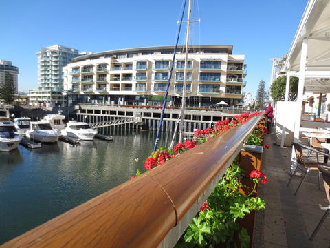 Lights Landing Apartments - Sydney Tourism 16