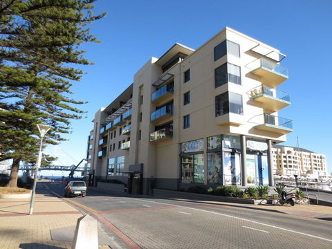 Lights Landing Apartments - Sydney Tourism 1