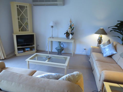 Lights Landing Apartments - Sydney Tourism 6